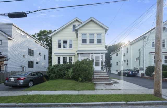82 Brooks Ave