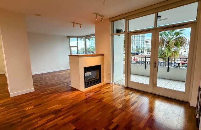 700 West Harbor Drive - 404