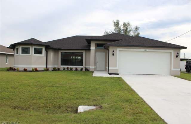 1327 SW 3rd Avenue - 1327 Southwest 3rd Avenue, Cape Coral, FL 33991