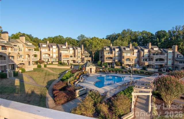 2 Bedroom Condo in  Portside at Davidson Landing!