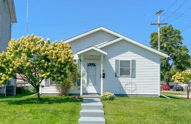 Photo of Gorgeous 3BR Ranch Rental Home in Newark - Available Mid August!