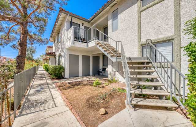 Cute and cozy 2 bedroom with all appliances