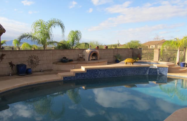 4733 Cactus Bluff Drive - 4733 West Cactus Bluff Drive, Marana, AZ 85658