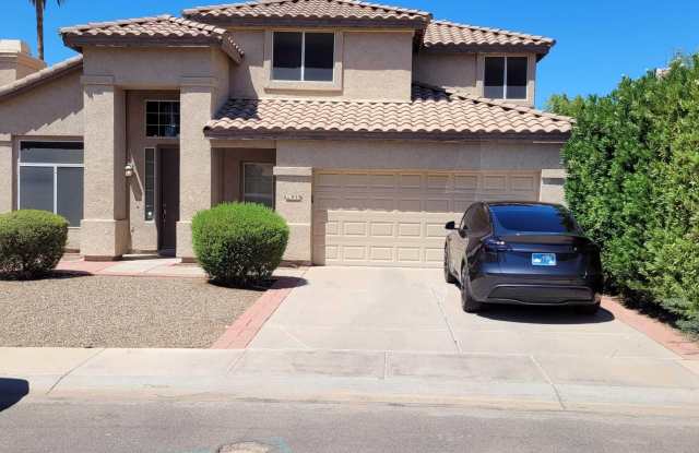 Photo of 832 N Benson Lane