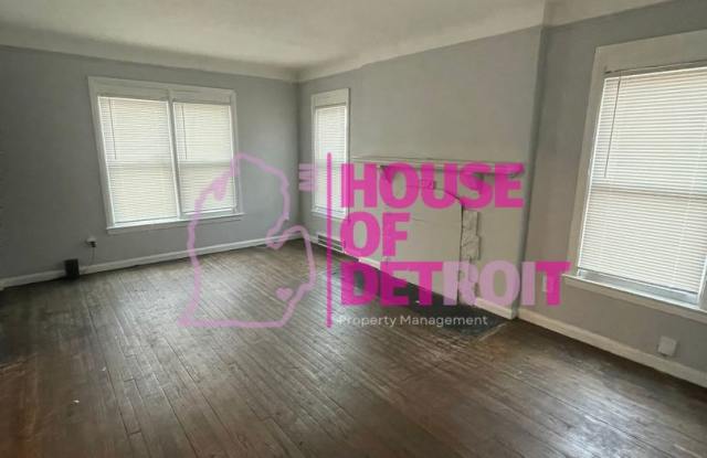 3 BEDROOM | 1 BATH | FREE PRE SCREEN - 19307 Mansfield Street, Detroit, MI 48235