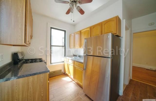 31-39 34 ST. - 31-39 34 St, Queens, NY 11106