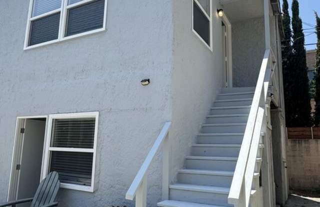 1251 N Detroit St