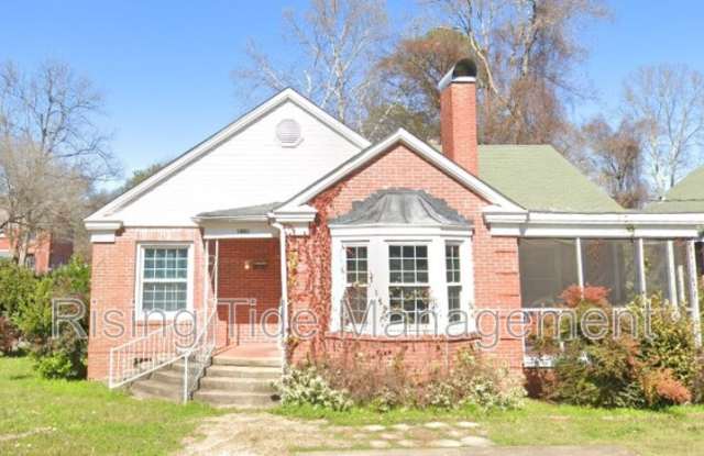 1801 Winona Ave