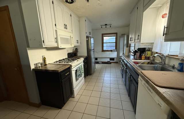 2179 Margaret Street