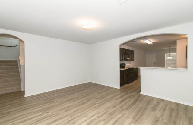 13804 Winding Path Lane