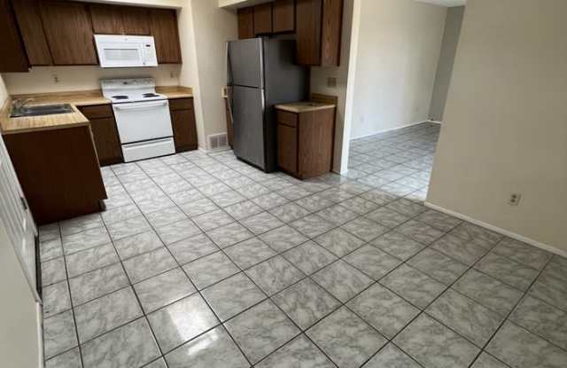 1734 East 12th Street