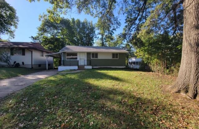 208 McAlpine Dr - 208 Mc Alpine Drive, Glasgow Village, MO 63137