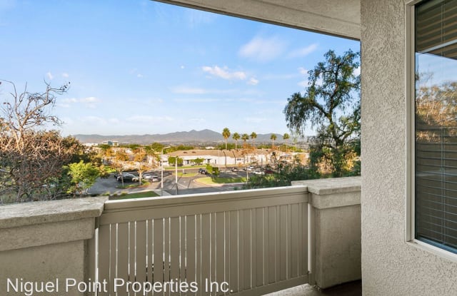 17 Aurora - 17 Aurora, Aliso Viejo, CA 92656