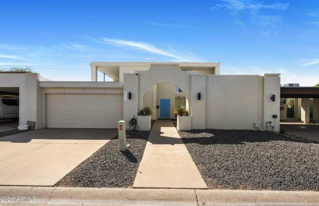 8633 E Monterosa Avenue