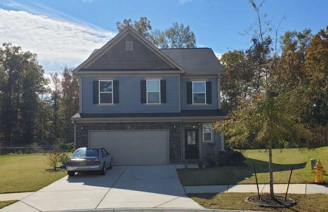 2 Story 4 Bedroom Home Near Fort Gordon