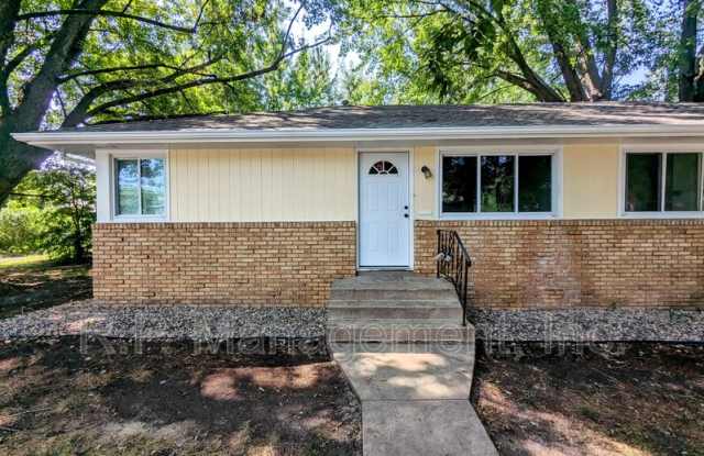 Photo of 2502 Talmage Ave SE