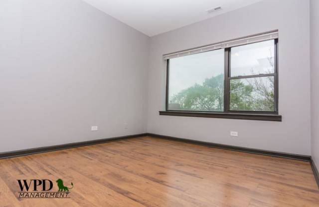 Photo of 7840 South Ellis Ave