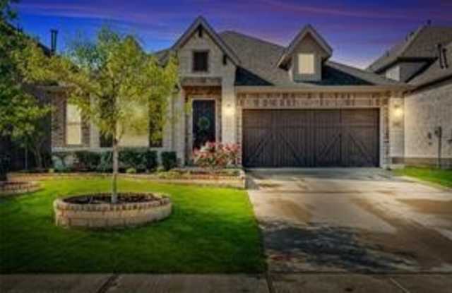 2804 Hackberry Creek Trail
