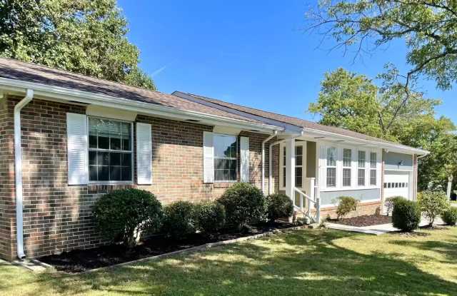 Photo of 134 Milford Dr