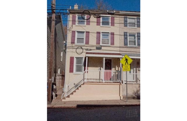 372 E ELM ST - 372 East Elm Street, Conshohocken, PA 19428