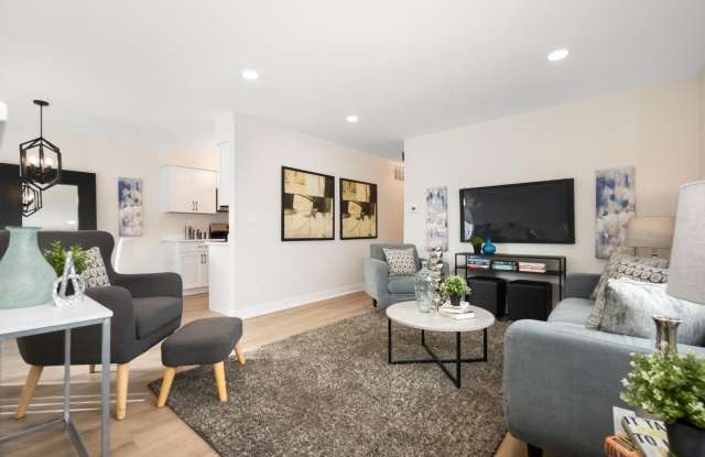 823 Cambridge Place unit: 823