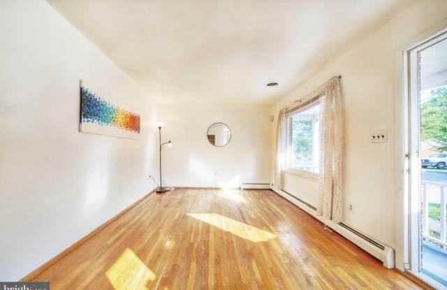 Photo of 14307 BISMARK Avenue