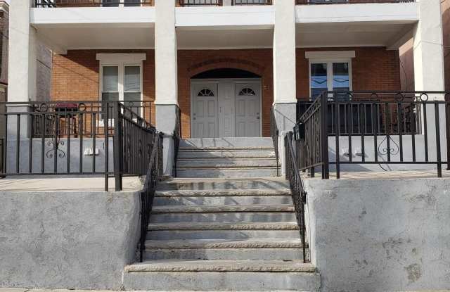Photo of 5329 WOODLAND Avenue unit: Flr #1/Rear/Back