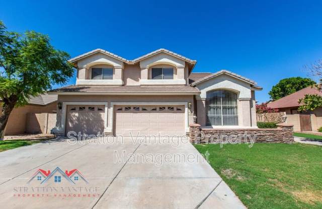 Photo of 960 E Constitution Dr