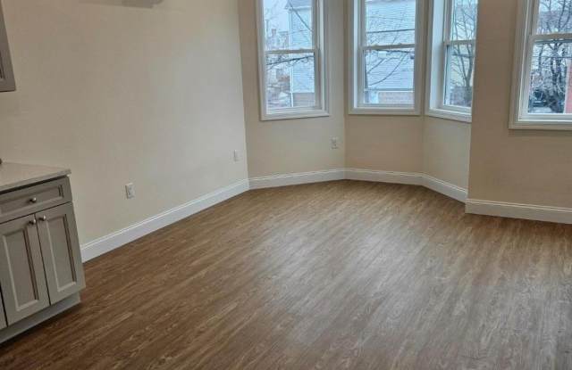 144 Pennsylvania Ave