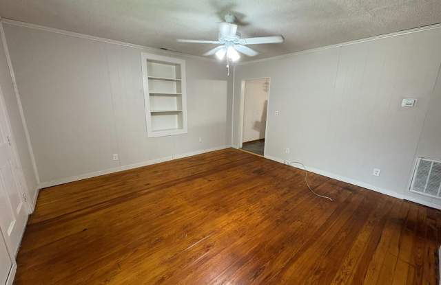 MOVE IN READY