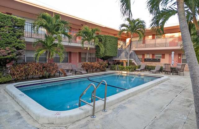 Photo of 2451 NE 49th St Apt 104