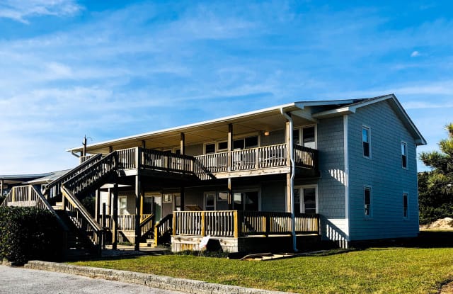 8702 Ocean View Drive - 8702 Ocean View Drive, Emerald Isle, NC 28594