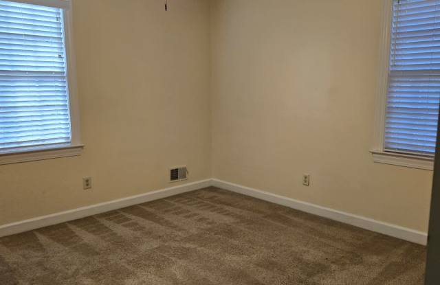 9 Brookspring Circle