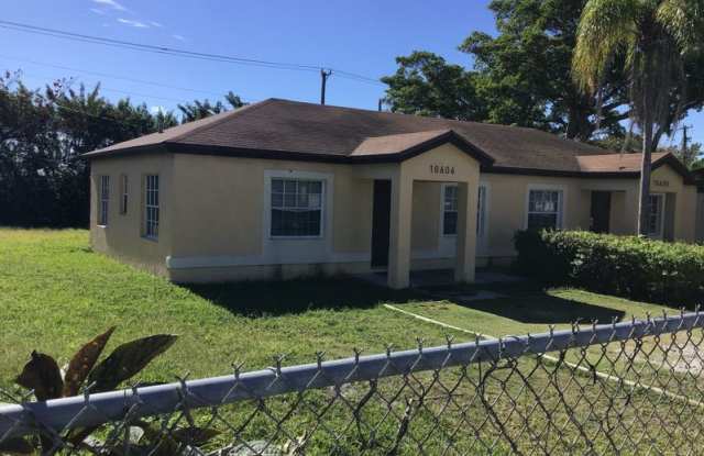 10606 sw 182 - 10606 Southwest 182nd Street, West Perrine, FL 33157