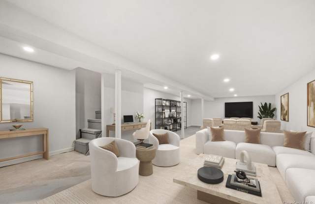 Photo of 9 KANE Place unit: 1