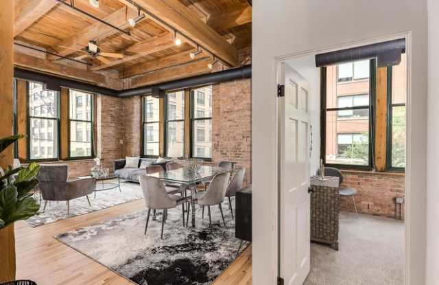 331 South Peoria Street