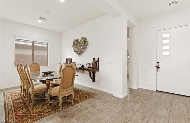 10106 Amethyst Hills Street