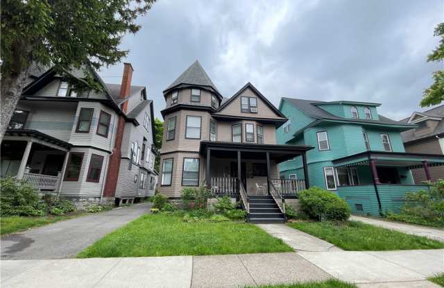 182 Lancaster Avenue