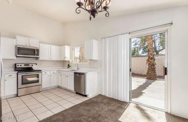 5960 S BRITTANY Lane