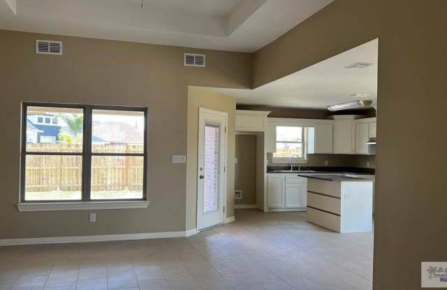 3862 Renata Dr