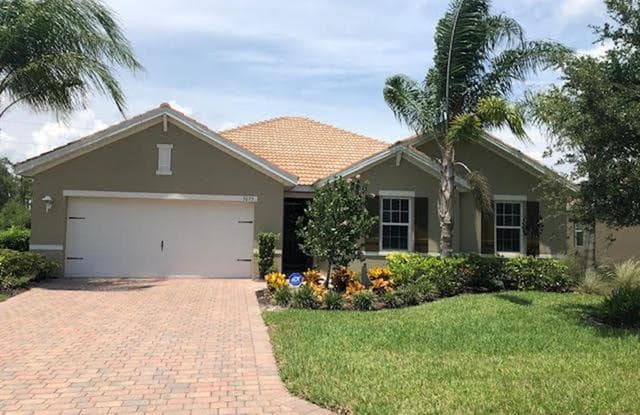 3075 Apple Blossom DR - 3075 Apple Blossom Dr, Lee County, FL 33920