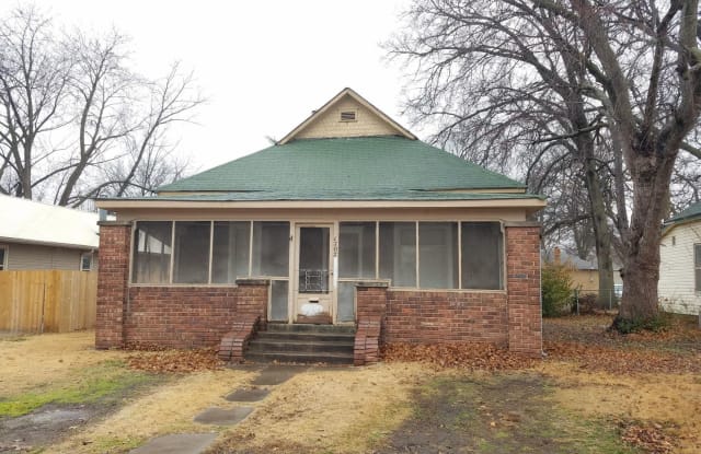 1707 N Joplin - 1707 North Joplin Street, Pittsburg, KS 66762