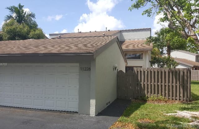 11226 SW 104th St - 11226 Southwest 104th Street, Kendall, FL 33176