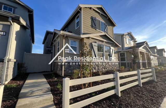 Photo of Newer Citrus Heights 3bd/2.5ba Home with 2 Car Garage