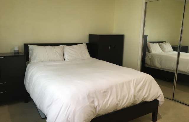 11921 Dorothy Street - 2103