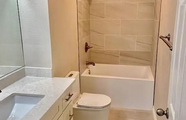 1251 West Mckinley Avenue