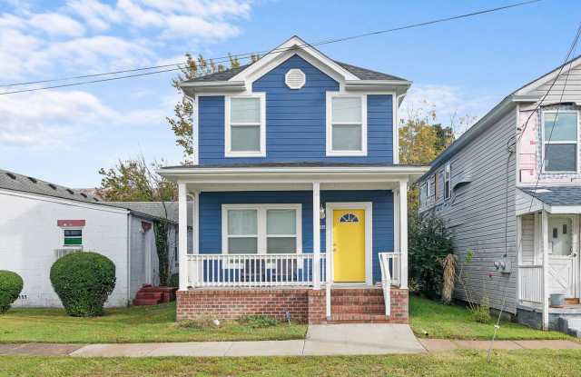 Stylish  Spacious 4-Bedroom Home in Norfolk