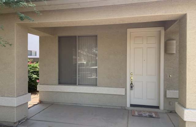 4255 E CHERRY HILLS Drive