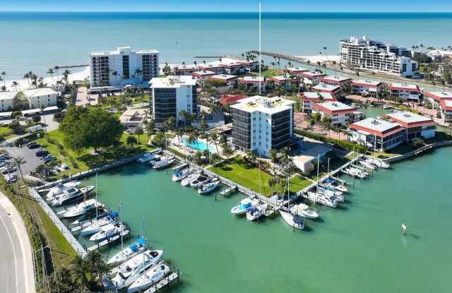 Photo of 2170 Gulf Shore