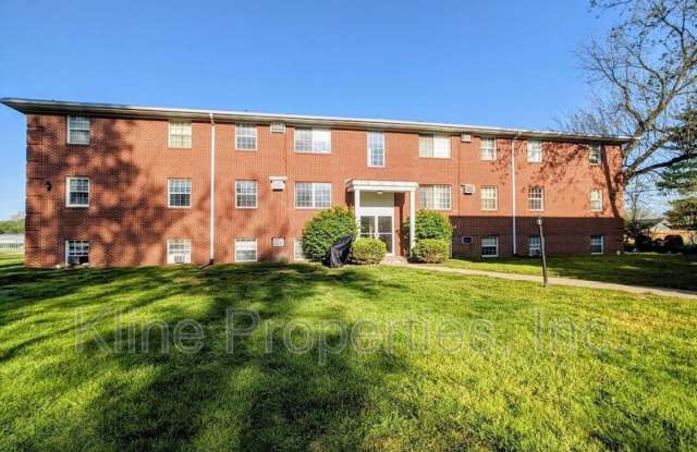 Photo of 2826 S Pennsylvania St